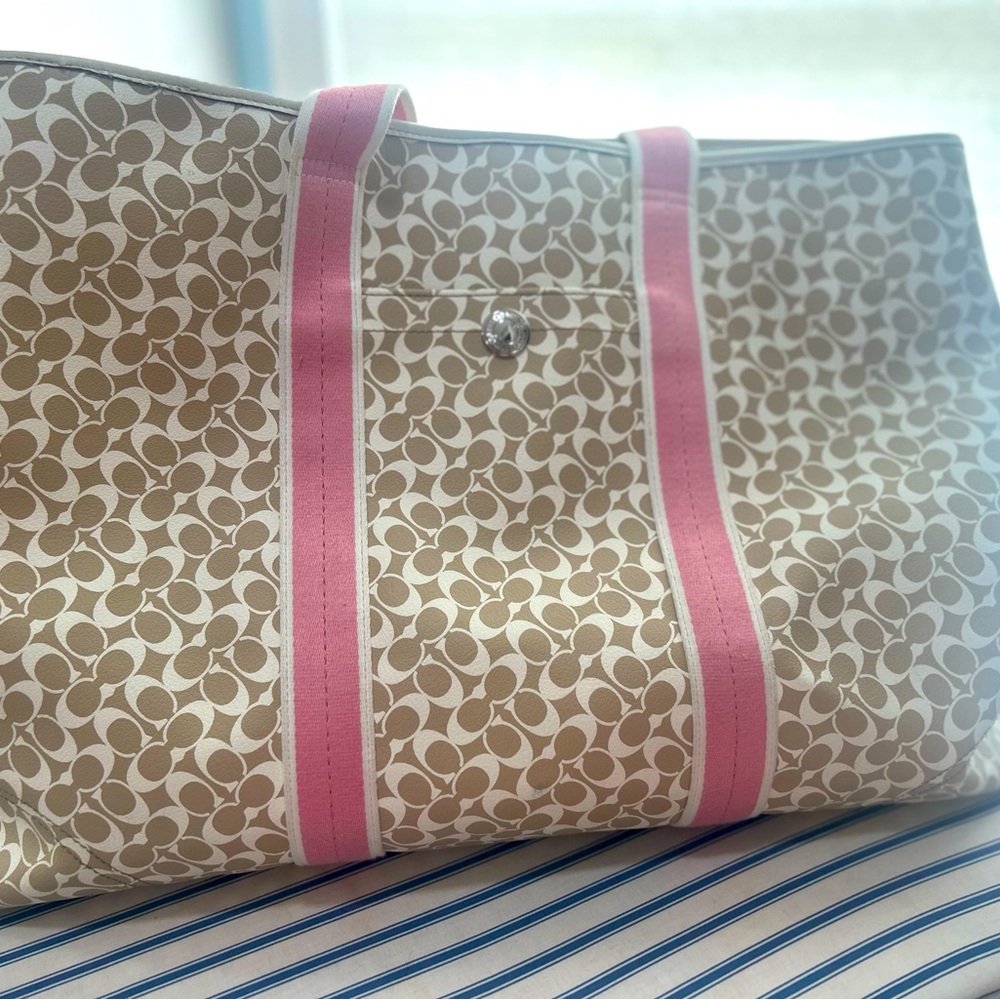 Beautiful leather Coach Weekender Bag!